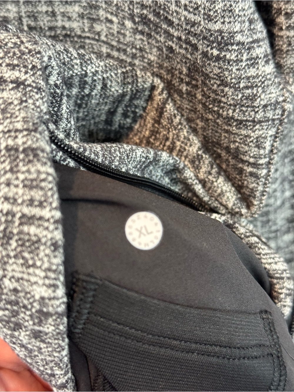 Lululemon Jacket - Picture 4 of 5